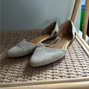 GAP Women's Beige Flats